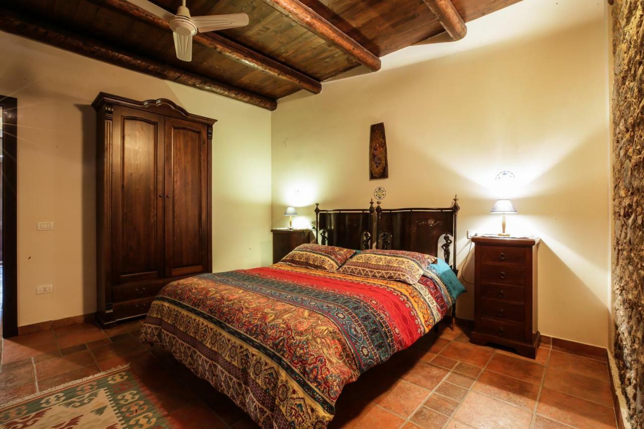 La Masseria Lolivia Senise Εξωτερικό φωτογραφία